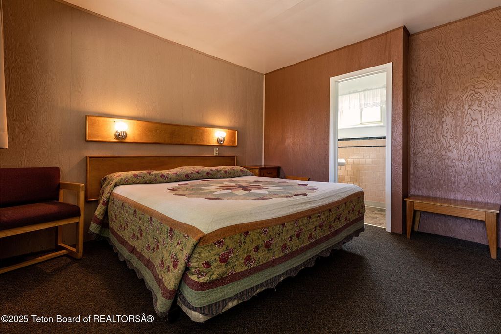 260 N CACHE Street, Jackson, WY 83001 photo 16