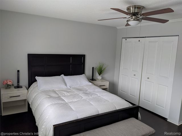 1514 Normandy Road 203, Clawson, MI 48073