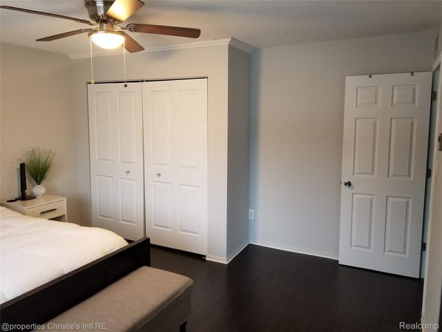 1514 Normandy Road 203, Clawson, MI 48073