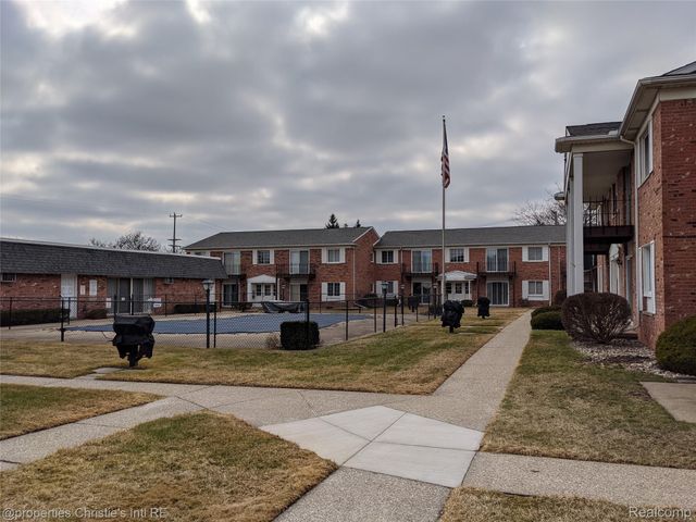 1514 Normandy Road 203, Clawson, MI 48073