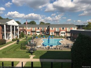 1514 Normandy Road 203, Clawson, MI 48073