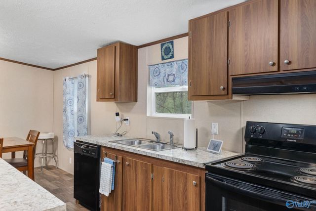 203 Bainbridge Loop, Muscle Shoals, AL 35661