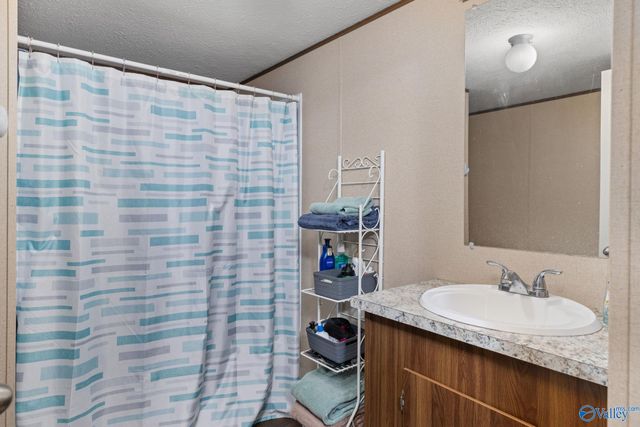 203 Bainbridge Loop, Muscle Shoals, AL 35661