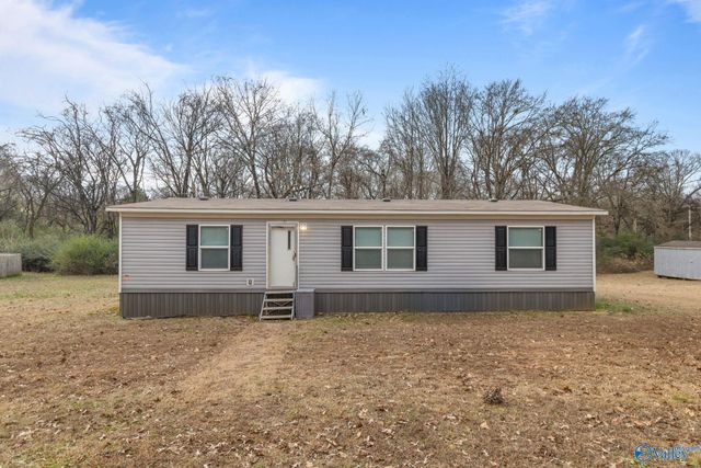 203 Bainbridge Loop, Muscle Shoals, AL 35661