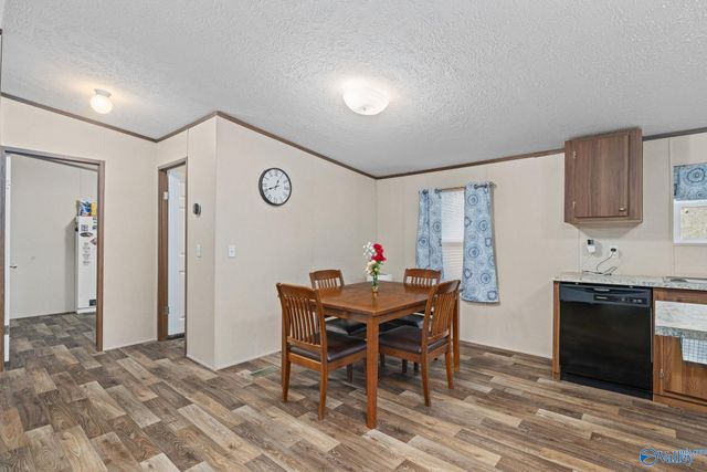 203 Bainbridge Loop, Muscle Shoals, AL 35661