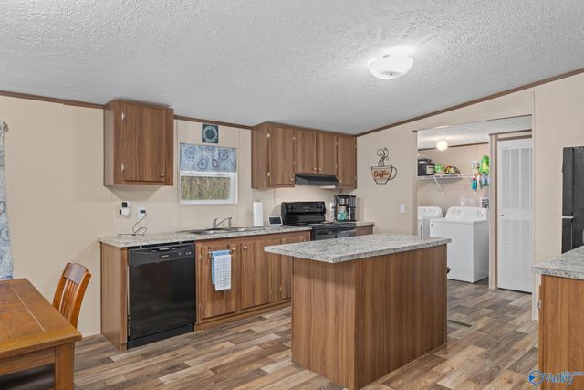 203 Bainbridge Loop, Muscle Shoals, AL 35661