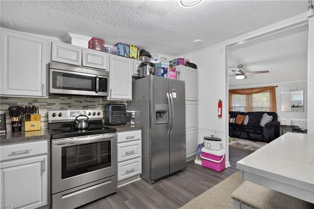 292 Burnetts WAY, Suffolk, VA 23434