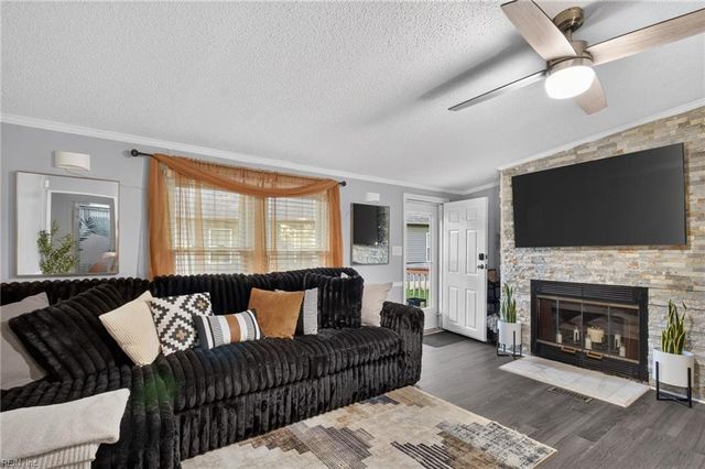 292 Burnetts WAY, Suffolk, VA 23434