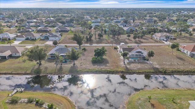 272 BROADMOOR LANE, Rotonda West, FL 33947