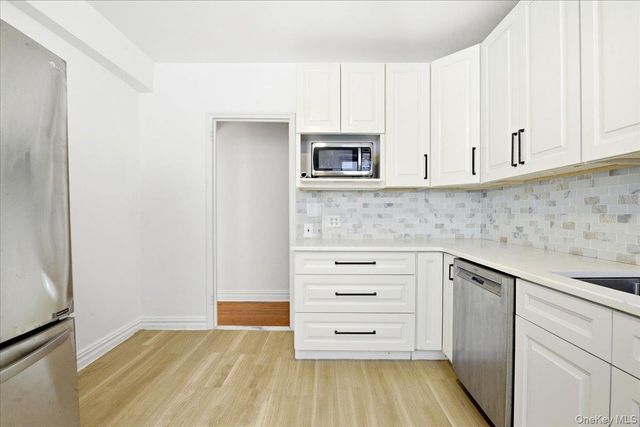 114-20 Queens Boulevard F5, Forest Hills, NY 11375