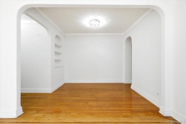 114-20 Queens Boulevard F5, Forest Hills, NY 11375