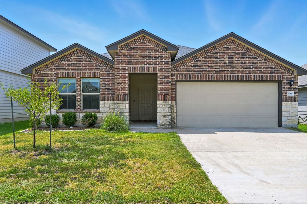 6002 Sally Ride LN, Killeen, TX 76543