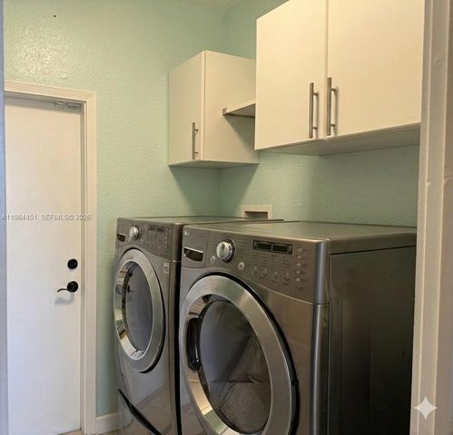 16364 SW 63rd Ter, Miami, FL 33193