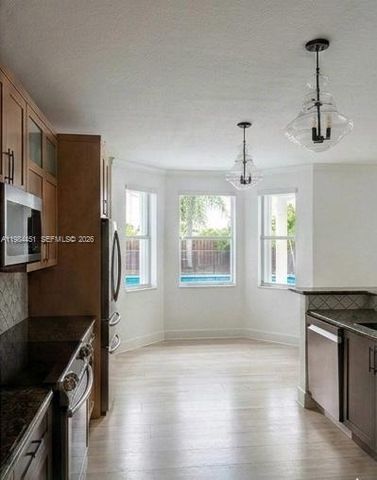 16364 SW 63rd Ter, Miami, FL 33193