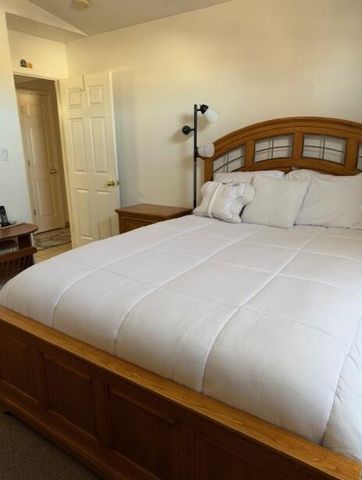 6200 Summer Ray Road NW, Albuquerque, NM 87120