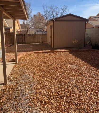 6200 Summer Ray Road NW, Albuquerque, NM 87120