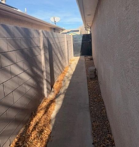 6200 Summer Ray Road NW, Albuquerque, NM 87120