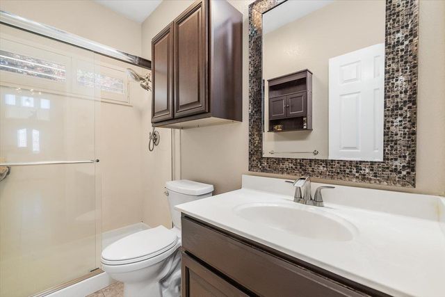 1920 Shropshire St, Roseville, CA 95747