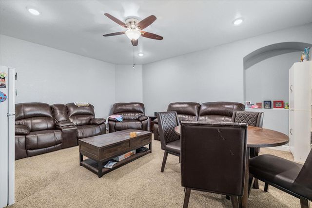 1920 Shropshire St, Roseville, CA 95747