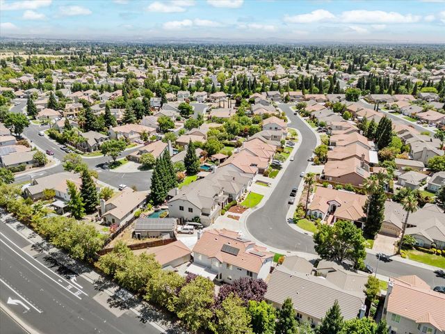 1920 Shropshire St, Roseville, CA 95747