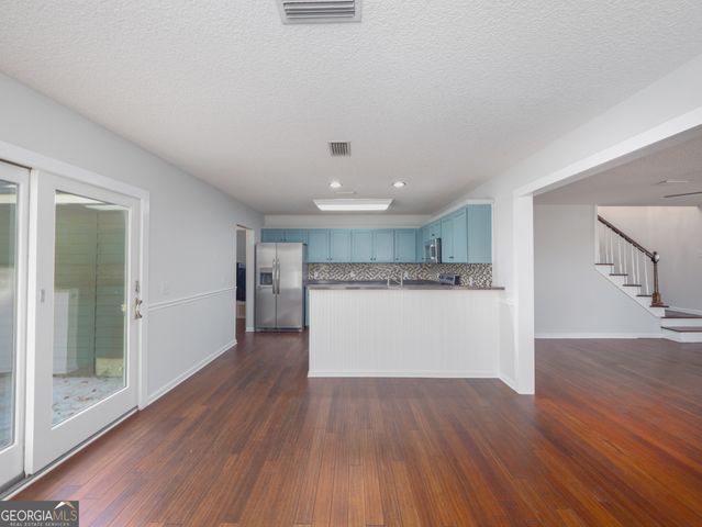 102 Winchester Road, Waverly, GA 31565