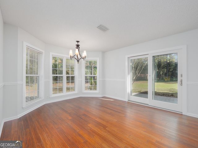 102 Winchester Road, Waverly, GA 31565