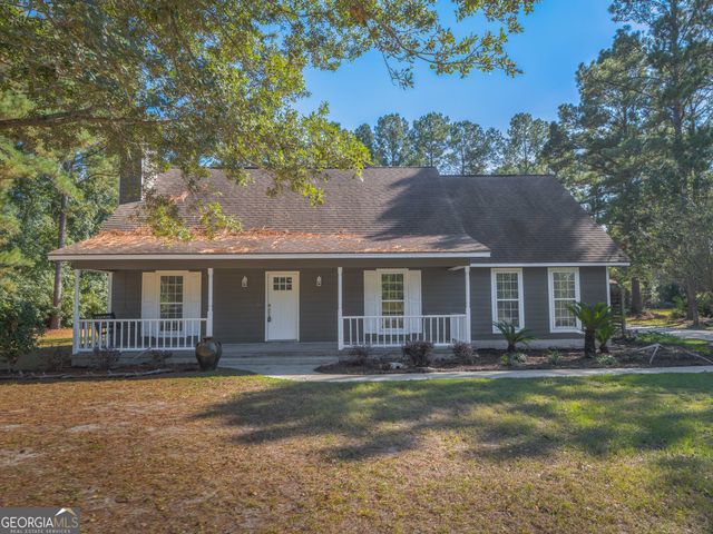 102 Winchester Road, Waverly, GA 31565