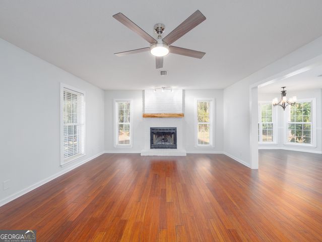 102 Winchester Road, Waverly, GA 31565