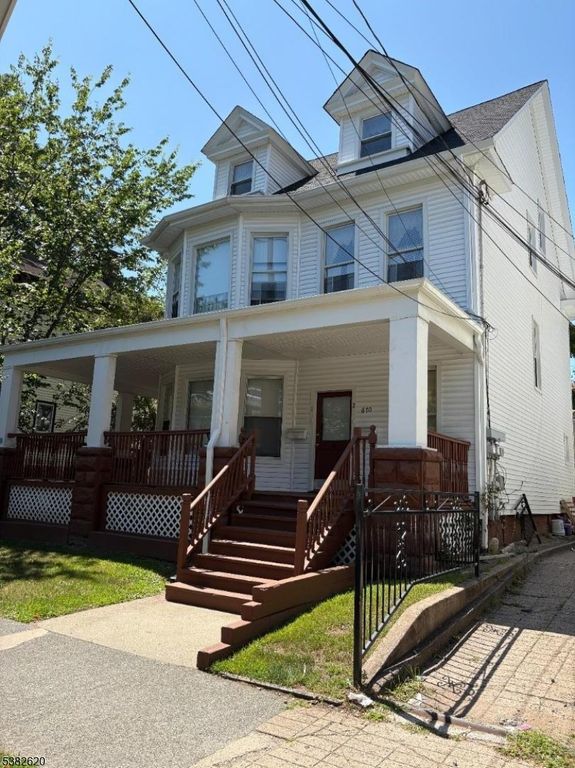 670 E 23Rd St, Paterson City, NJ 07504