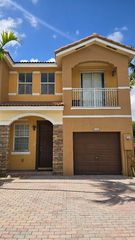 10201 NW 10th St 10201, Miami, FL 33172