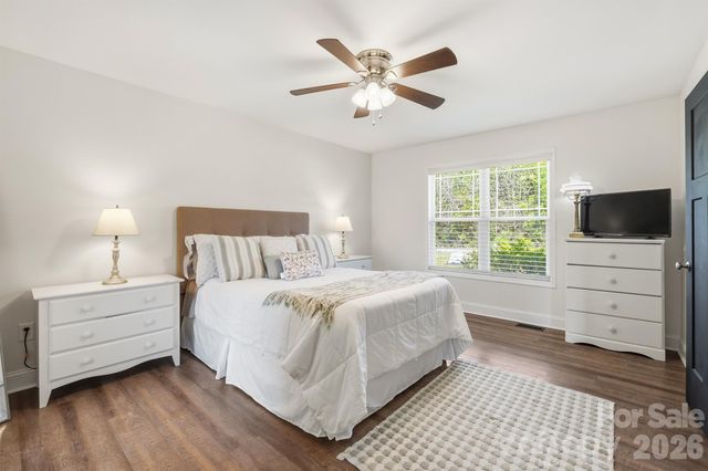 3923 Ritchie Road, Lincolnton, NC 28092