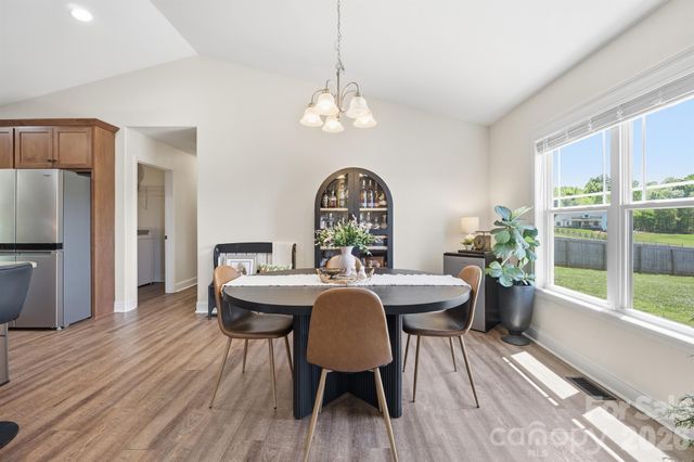 3923 Ritchie Road, Lincolnton, NC 28092