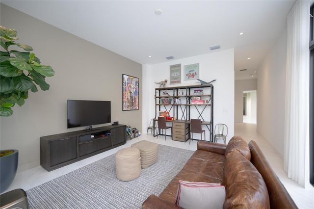 16629 N Botaniko Drive, Weston, FL 33326