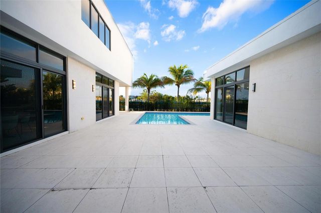 16629 N Botaniko Drive, Weston, FL 33326