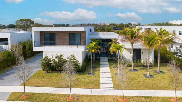16629 N Botaniko Drive, Weston, FL 33326