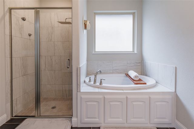 161 Windy Glen Drive, Decatur, TX 76234