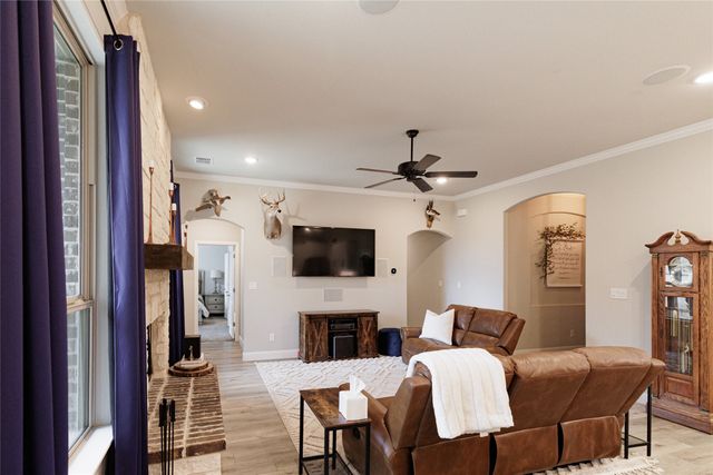 161 Windy Glen Drive, Decatur, TX 76234