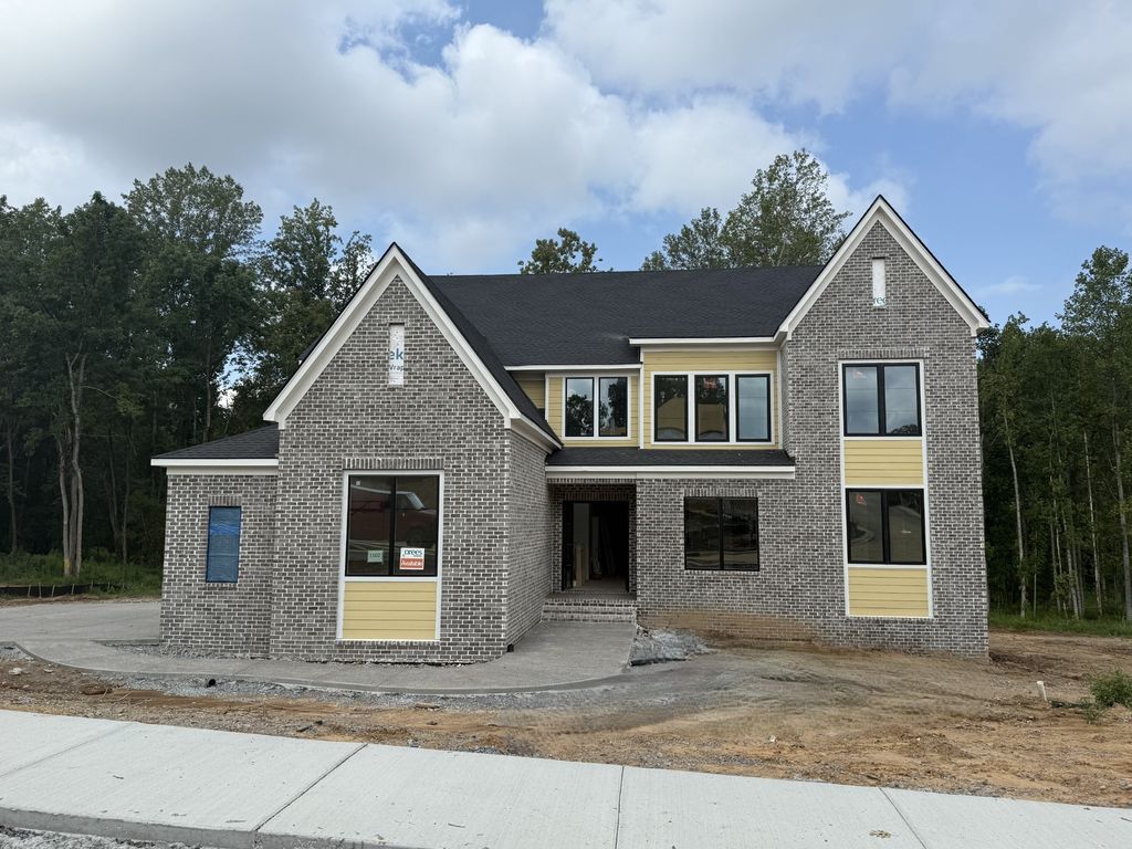 5801 Brees Pl, Arrington, TN 37014