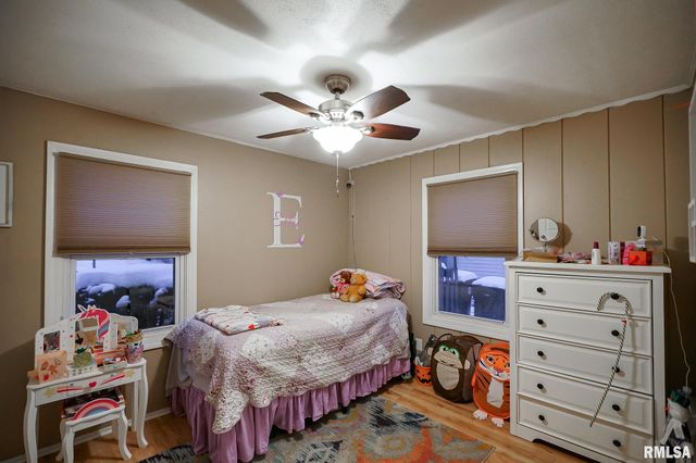 429 W LAKEWOOD Avenue, Peoria, IL 61614