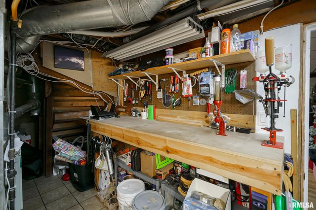 429 W LAKEWOOD Avenue, Peoria, IL 61614