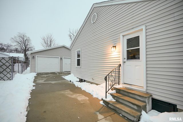 429 W LAKEWOOD Avenue, Peoria, IL 61614