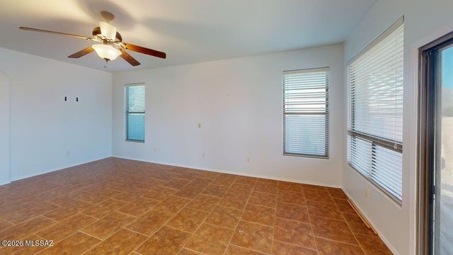 3923 S Amber Rock Avenue, Tucson, AZ 85735