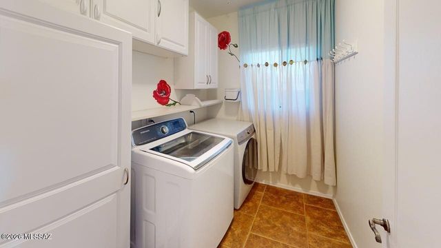 3923 S Amber Rock Avenue, Tucson, AZ 85735