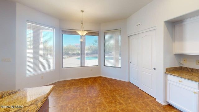 3923 S Amber Rock Avenue, Tucson, AZ 85735