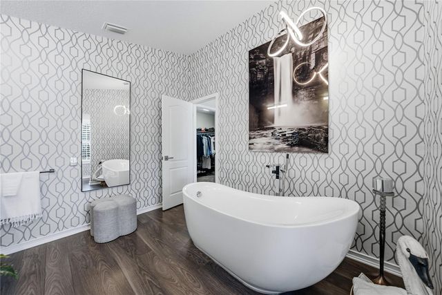 8785 ASHWORTH DRIVE, Tampa, FL 33647