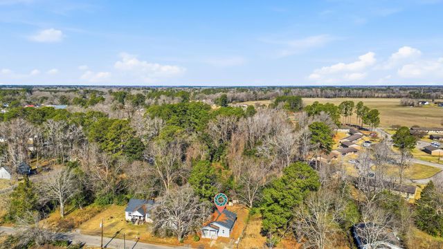 311 Barnes St, Mullins, SC 29574