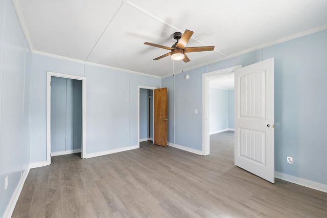 311 Barnes St, Mullins, SC 29574