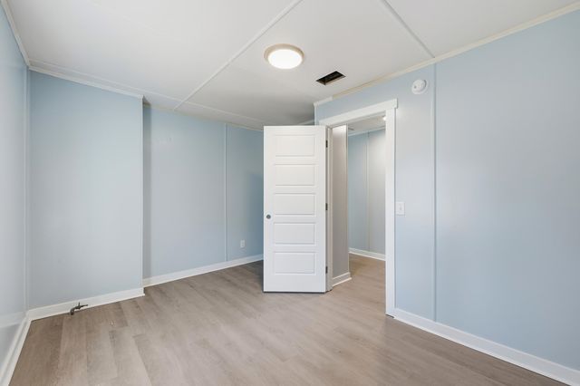 311 Barnes St, Mullins, SC 29574