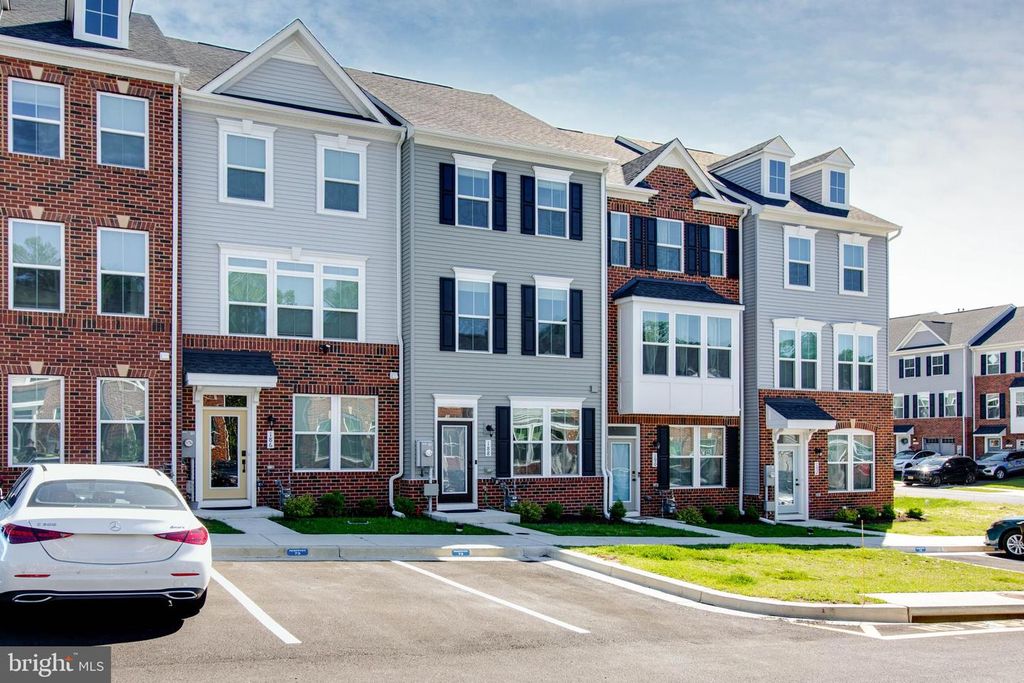 188 WOODGATE CIR, Pasadena, MD 21122