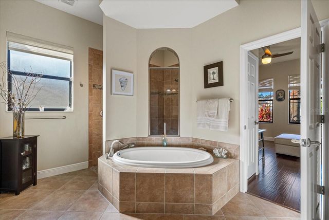 988 145TH STREET CIRCLE NE, Bradenton, FL 34212